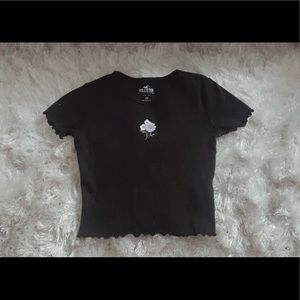 Women’s black baby tee top